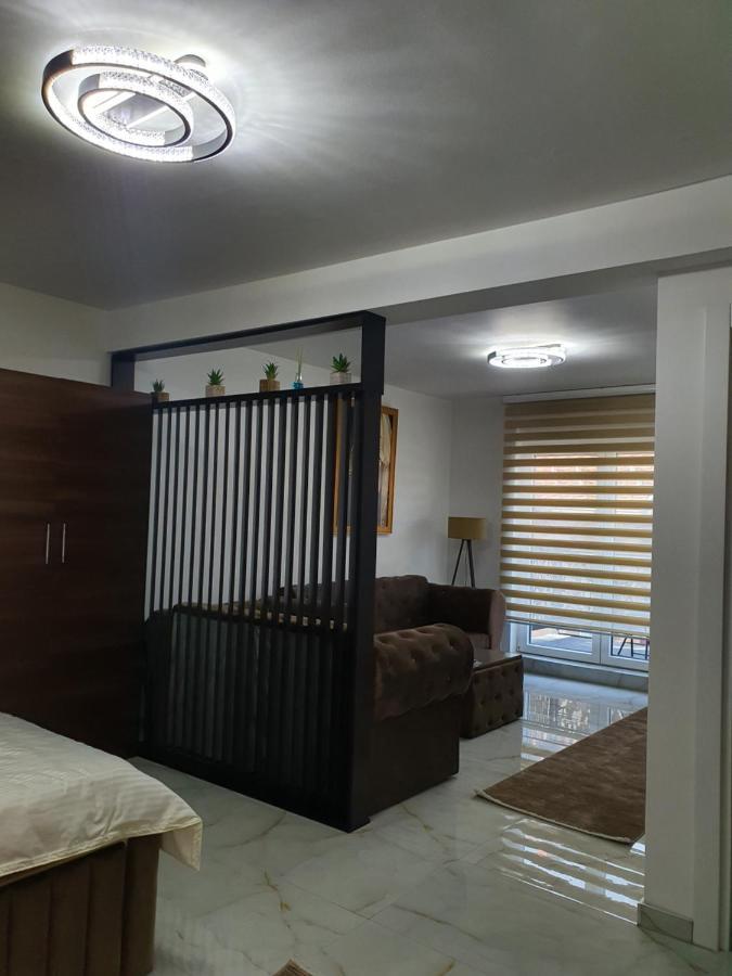 Parice Apartment *